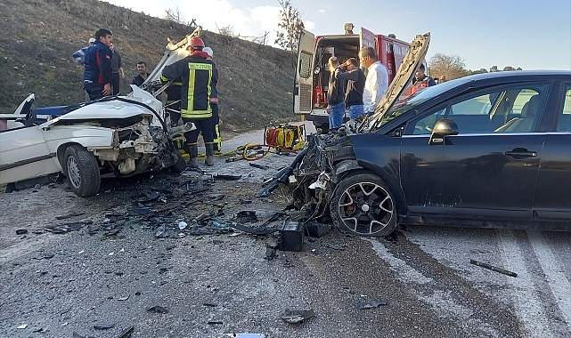 Kütahya'da trafik kazasında 1 kişi öldü, 3 kişi yaralandı
