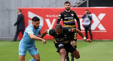 Manisa Fk kendi evinde yıkıldı
