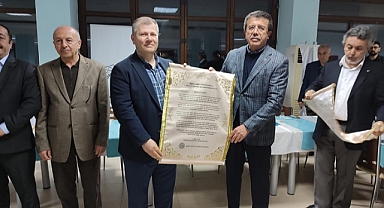 Yardıma koşanlara plaketleri verildi