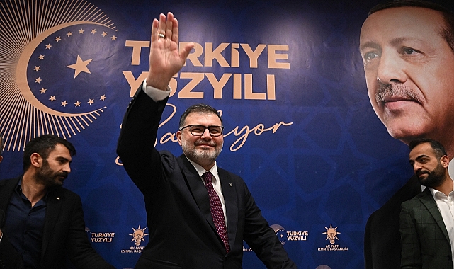 AK Parti İzmir'de Bayrak Değişimi