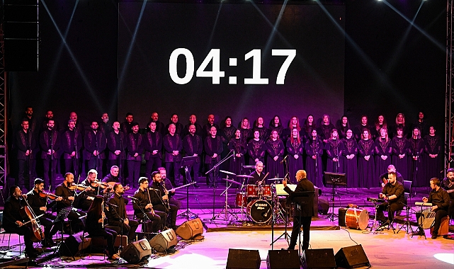 Antakya Medeniyetler Korosu, İzmir'de konser verdi