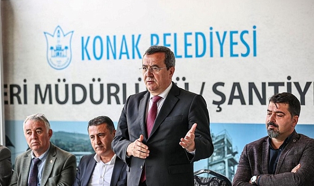 Başkan Batur şantiyelerde işçiyle bayramlaştı