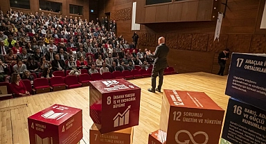 Başkan Soyer Büyükşehir yönetimine seslendi