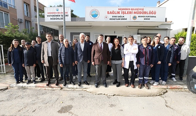Başkan V. Erkan Özkan çalışma arkadaşları ile bayramlaştı