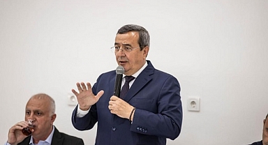 Batur: Muhtarlarımız her türlü övgüye layık