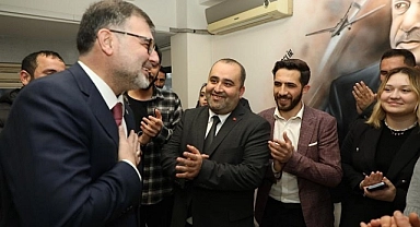 Bayraklı’da Başkan Saygılı’ya coşkulu karşılama