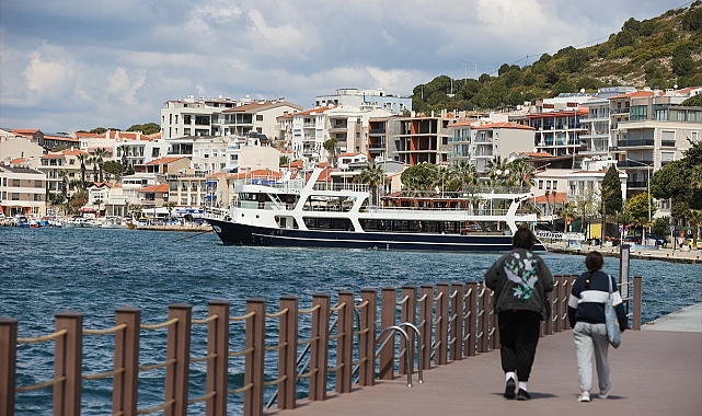 Çeşme'de turizmcinin "çifte bayram" hazırlığı