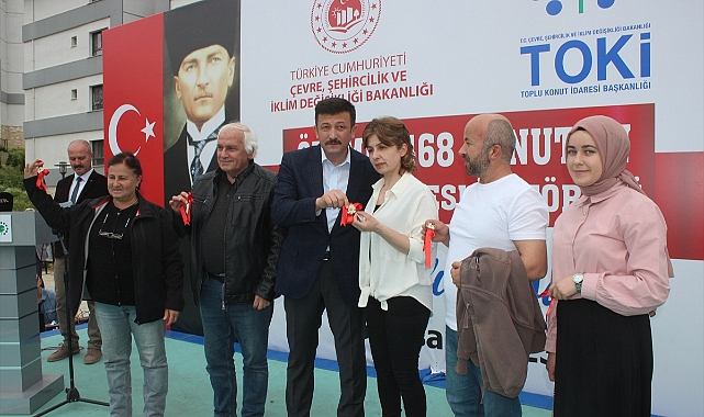 Dağ, İzmir'de TOKİ konutları teslim töreninde konuştu:
