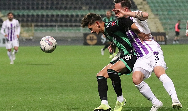 Denizlispor'da ipler koptu