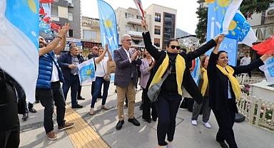 Dervişoğlu Narlıdere ve Balçova’da sahaya indi