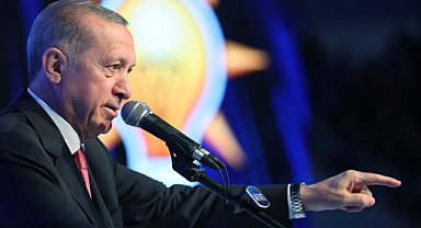 Erdoğan, 'Türkiye Yüzyılı' için yeni sivil anayasaya işaret etti.