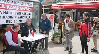 Foçalılardan İmza Kampanyası