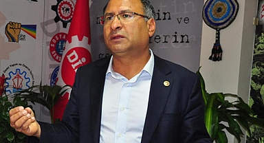 İzmir'de CHP'de şok istifa