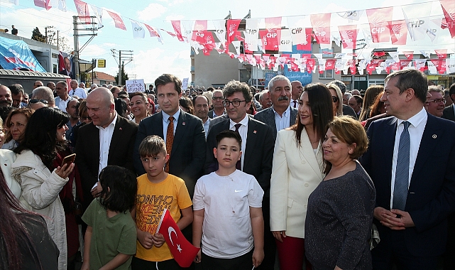 İzmir'de Millet İttifakı milletvekili adayları tanıtıldı