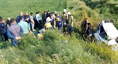 İzmir'de takla atan otomobildeki 1 kişi öldü