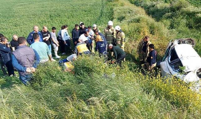 İzmir'de takla atan otomobildeki 1 kişi öldü