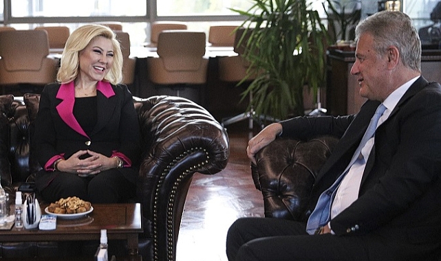 "İzmir'in sorunlarını biliyoruz ve birlikte çözeceğiz"