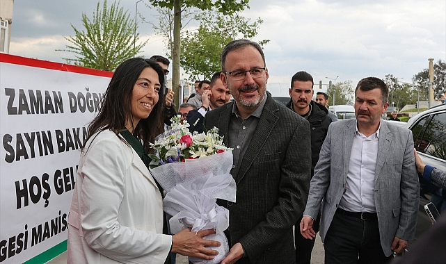 Kasapoğlu, İzmir'de partisinin Bayraklı ilçe teşkilatını ziyaret etti
