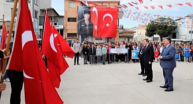 Kınık’ta 23 Nisan Ulusal Egemenlik ve Çocuk Bayramı kutlandı