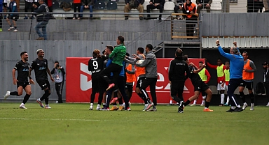 Manisa Fk  Kazanmasını Bildi