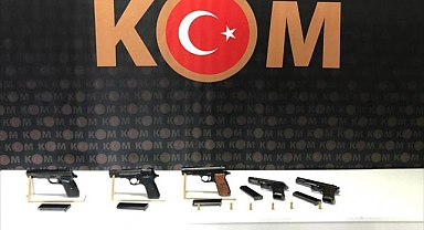 Nazilli'de silah kaçakçılığı iddiasıyla 2 kişi yakalandı
