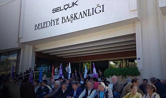 Selçuk Belediyesi'nde grev kararı asıldı