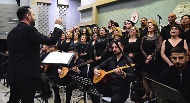 Türkü dostları Bornova’da buluştu