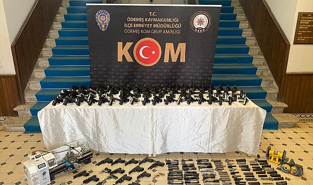 72 tabanca ile silah imalatında kullanılan malzemeler ele geçirildi