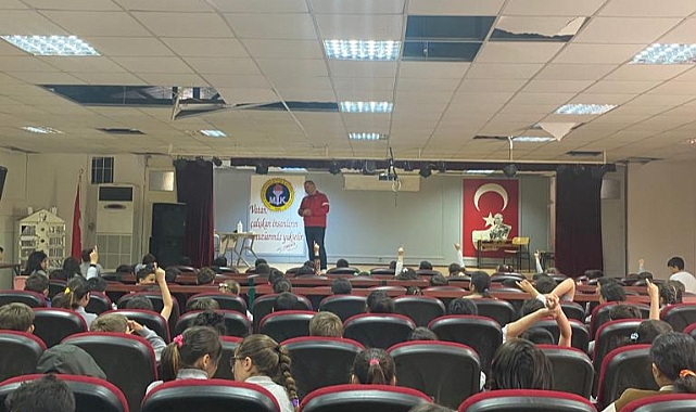 Ahmet Bereket Eğitim Seminerlerine Devam Ediyor