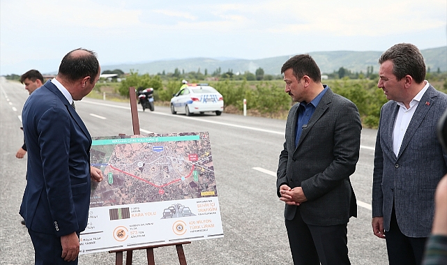 AK Parti'li Dağ, Bergama Çevre Yolu'nda incelemede bulundu