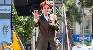 Akşener, Manisa mitinginde konuştu