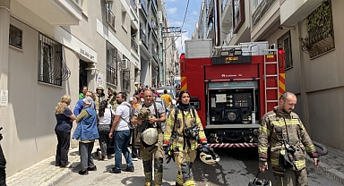 Apartman dairesinde çıkan yangında 59 yaşındaki kadın öldü