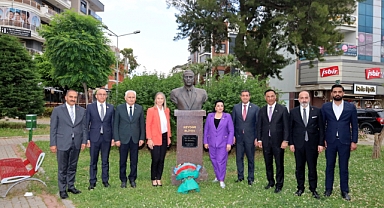 Azeri milletvekillerinden İzmir çıkarması