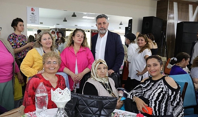Bayraklılı kadınlardan Kılıçdaroğlu’na tam destek