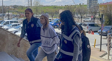 Bebeğini 6. kattan atarak öldüren anne tutuklandı