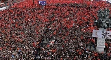 CHP'li Meclis Üyesi Kendini Rezil Etti