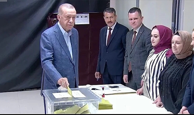 Cumhurbaşkanı Erdoğan oyunu İstanbul'da kullandı