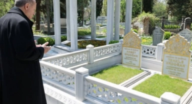 Cumhurbaşkanı Erdoğan'dan kabir ziyareti