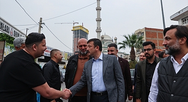 Dağ, İzmir'de muhtarlar ve Romanlarla buluştu