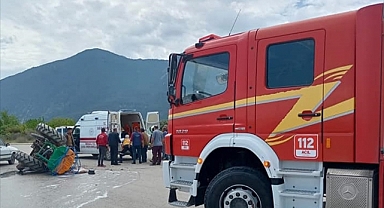 Denizli'de devrilen traktörün sürücüsü hayatını kaybetti