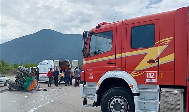 Denizli'de devrilen traktörün sürücüsü hayatını kaybetti
