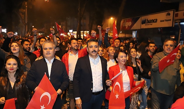 Dikili’de 19 Mayıs coşkusu yaşandı