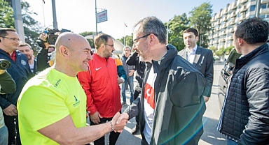 İşte siyasette görmek istediğimiz görüntüler