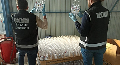 İzmir'de 31 bin 34 litre etil alkol ele geçirildi