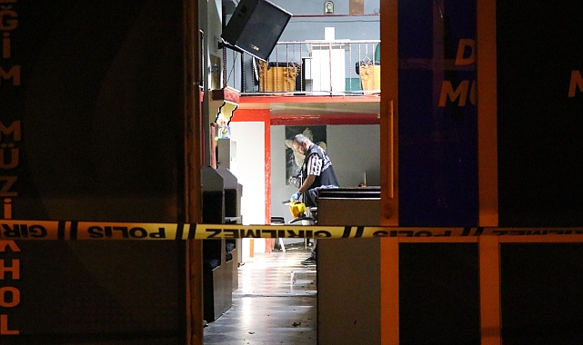 İzmir'de eğlence mekanındaki silahlı kavgada 1 kişi öldü