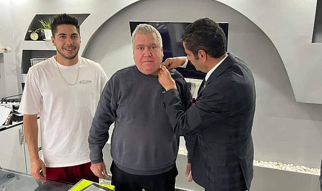 İzmir’de MHP’ye katılımlar sürüyor