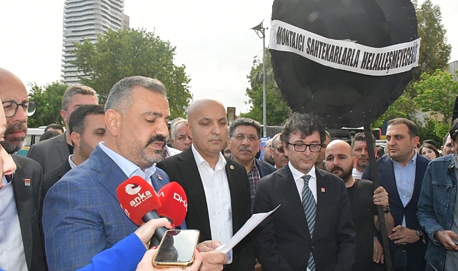 İzmir'de siyah çelenk gerginliği