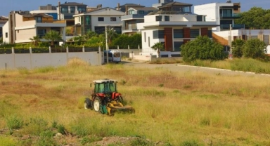 İzmir Güzelbahçe'den bahar temizliği