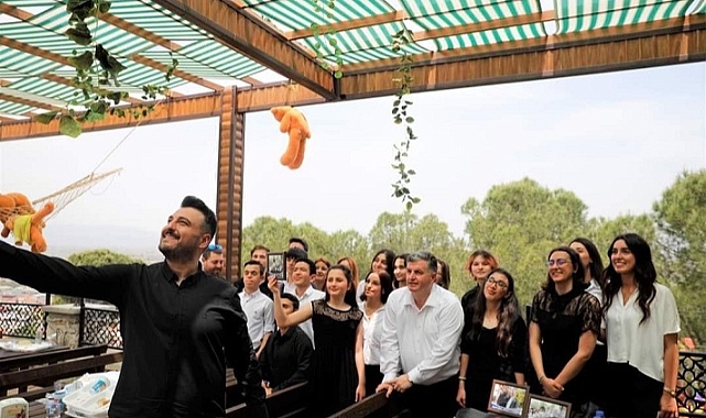 Kınık’tan hem sanata hem spora büyük önem