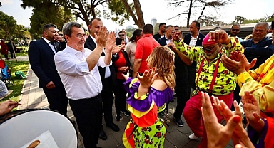 Konak’ta Hıdırellez’e Coşkulu Kutlama